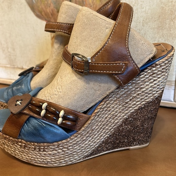 Gianvito Rossi Blue & Brown Leather High Platform Sandals  size 38 (7.5) - Picture 2 of 10